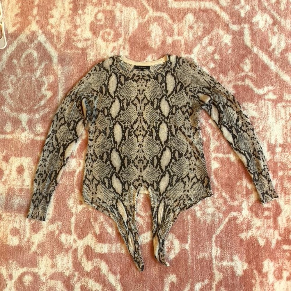 Python Print, Front tie top - Picture 2 of 4